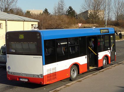 Setkání krátkých autobusů Solaris Urbino 8.9 a 10 v Praze