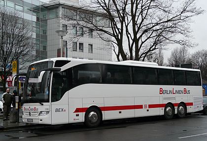 Dopravní pohlednice z Drážďan I. Hop On Hop Off, autobus DB do Berlína