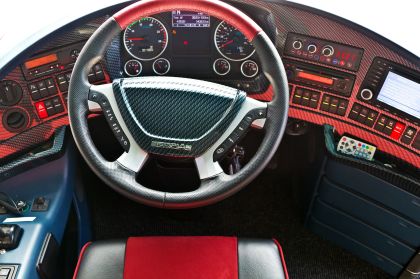 Nový NEOPLAN Starliner L pro 1. FC Norimberk se speciální vnitřní výbavou