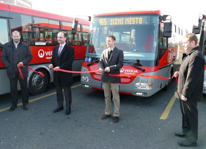 Veolia Transport Praha nasazuje nové autobusy SOR BN 12 a SOR NB 12 