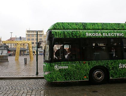 Sériový hybrid Škoda H 12 v karosérii Solaris podrobněji