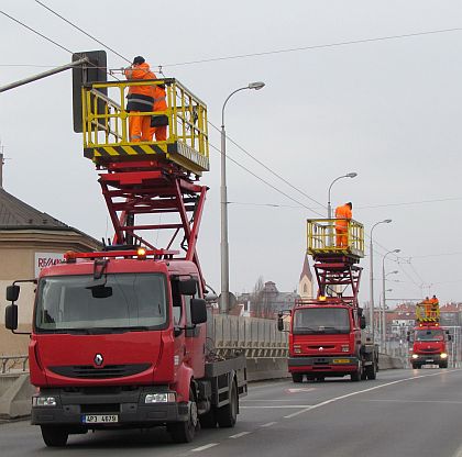 Trolejbusy v Plzni na novou trať přes most Milénia přivedla