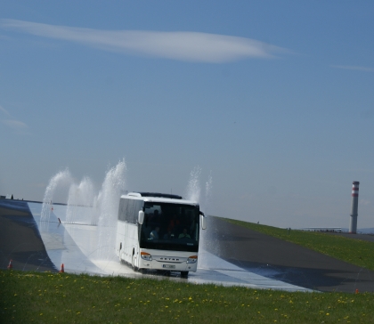 Připravujeme: 26.4.2012 proběhlo setkání s autobusy Setra 