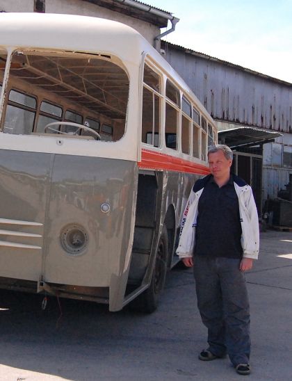 Rozhovor  s Tomášem Kocmanem nejen o rekonstruovaném autobusu Tatra 500 HB