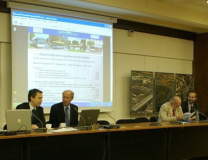 CZECHBUS 2012: Pozornost BHLS a BRT systémům: vysokokapacitní autobusové