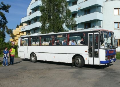 Lešany 2012 I. : Záběry z ranního srazu na autobusovém nádraží v Týnci