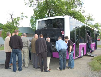 Záběry malokapacitního autobusu ISUZU CITIBUS z testovacího turné