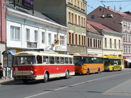 Dopravní pohlednice z Teplic. Autobusy a trolejbusy Veolie Transport Teplice