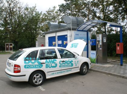 BUSportál jezdí na CNG: Tankování v Brně