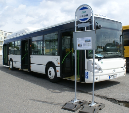 Dva městské autobusy Citelis přátelské k životnímu prostředí - hybridní a na CNG