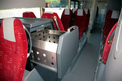 Nový VISEON LDD13: Nízkopodlažní třínápravový zájezdový doubledecker 12.6 m