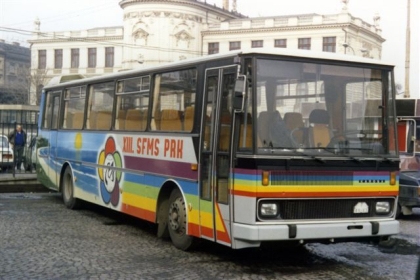 Festivalový autobus z Vysokého Mýta možná ještě je někde v Severní Koreji