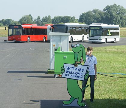 Tři autobusy Solaris na testování na polygonu Bednary: Elektrobus Urbino 8.9 m