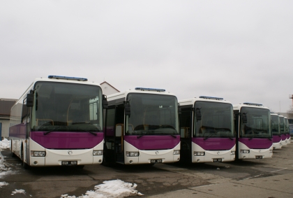 Deset speciálů Iveco  Irisbus Crossway vyrobených v Iveco CR ve Vysokém Mýtě 