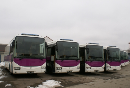 Deset speciálů Iveco Irisbus Crossway vyrobených v Iveco CR ve Vysokém Mýtě