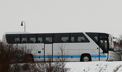 Autobusové nádraží v Rakovníku je především ve znamení dopravce ANEXIA