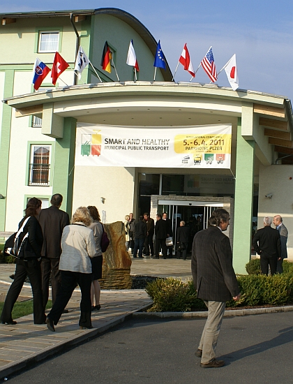 9. a 10.4.2013: Mezinárodní konference Chytrá a zdravá městská veřejná doprava