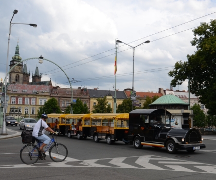 Turistický hradecký silniční vláček zahajuje 13. dubna svoji čtvrtou sezonu