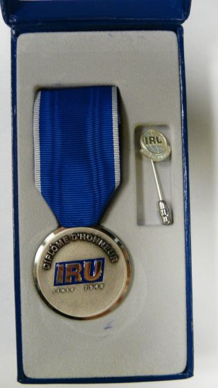  IRU Diploma of Honour pro 7 řidičů Veolie Transport Východní Čechy
