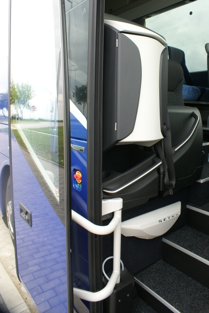 Pravděpodobně prvním zaregistrovaným autobusem EURO 6 v ČR je Setra S 515 HD