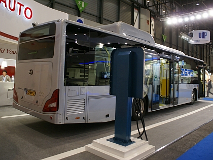 Elektrobus BYD začíná testovací provoz na hlavní lince ve Varšavě