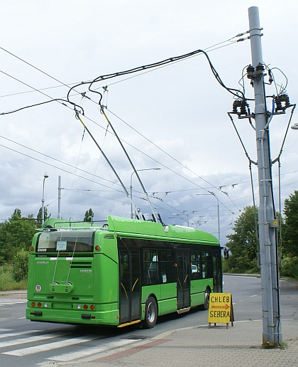 První Škoda 24 Tr Citelis pro Urgenč na testovací jízdě v Plzni 