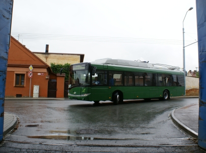 Další den s trolejbusy Škoda Electric: První 'Szeged' v hale