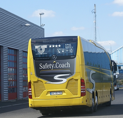 Mercedes-Benz Travego Edition 1 Safety Coach se krátce představil médiím v Praze