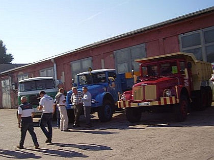 12. ročník veteránské přehlídky Zlatý bažant 2013: Úvodní snímky