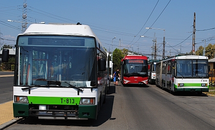 Česko-maďarský trolejbus má za sebou první zkušební kilometry po vozovně