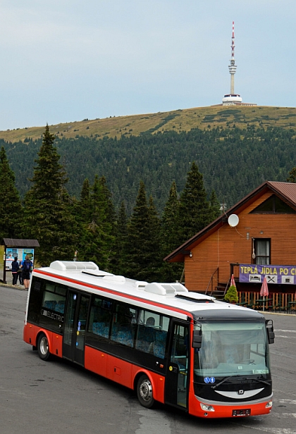 Arriva Morava vyzkoušela v Jeseníkách nový elektrobus SOR EBN 9,5