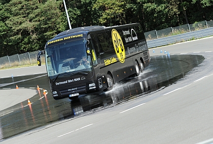 MAN ProfiDrive školí řidiče klubových autobusů v bezpečném zacházení s vozidly