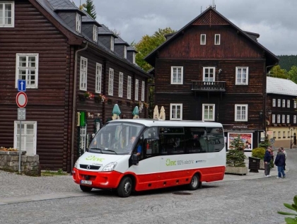 Elektrobus EVC v karosérii Rošero-P byl v září otestován dopravcem Arriva Morava