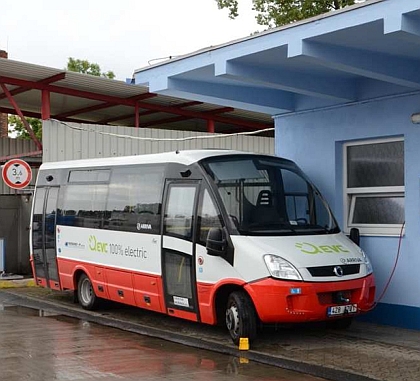 Elektrobus EVC v karosérii Rošero-P byl v září otestován dopravcem Arriva Morava