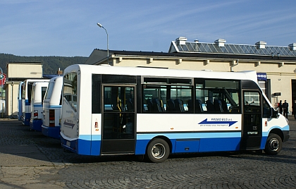 Malokapacitní autobus Stratos na podvozku Iveco Daily 