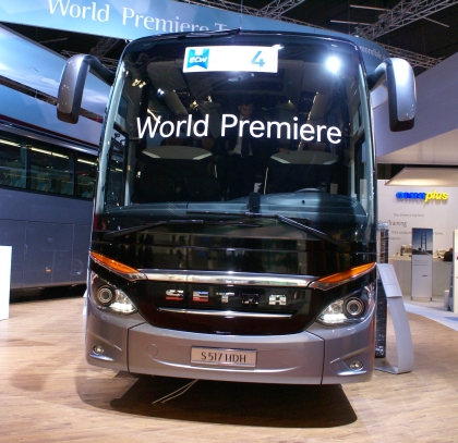 BUSWORLD 2013: Daimler/EvoBus se značkami Mercedes-Benz a Setra