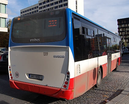 Pět nových autobusů Iveco Crossway 12 LE v barvách PID nasadila Arriva Praha
