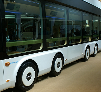 BUSWORLD 2013: Projekt ELLISUP Concept Bus realizuje Iveco Bus s partnery