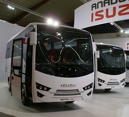 BUSWORLD 2013: Turečtí karosáři: Anadolu Isuzu, Otokar, Karsan a Temsa