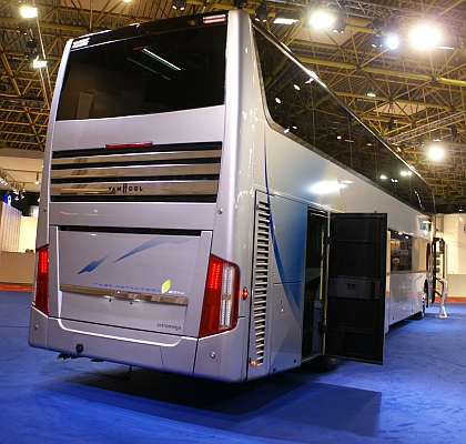 BUSWORLD 2013: Belgický karosář na belgickém veletrhu