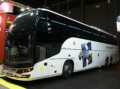 BUSWORLD 2013: Španělé - Irizar, Beulas, UNVI, Ayats a Vectia