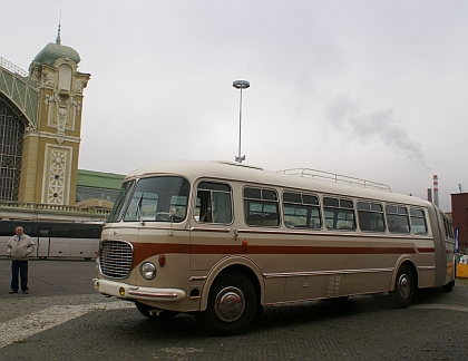 CZECHBUS 2013: Historický autobus  Škoda 706 RTO-K vzbudil zasloužený obdiv
