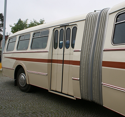 CZECHBUS 2013: Historický autobus  Škoda 706 RTO-K vzbudil zasloužený obdiv