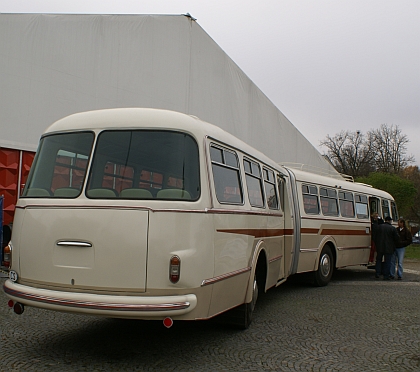CZECHBUS 2013: Historický autobus  Škoda 706 RTO-K vzbudil zasloužený obdiv
