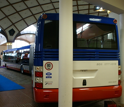 CZECHBUS 2013: Novinky SOR Libchavy - elektrobus SOR EBN, SOR C 10,5 EURO 6,