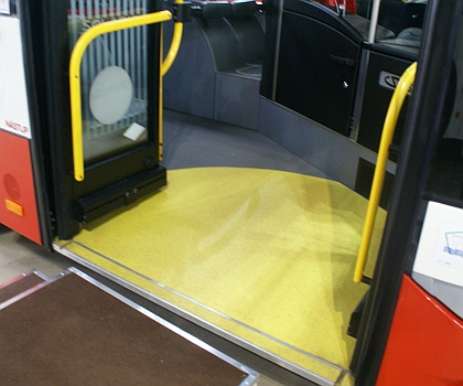 CZECHBUS 2013: Solaris představil v premiéře "česko-polský elektrobus"