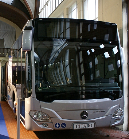 CZECHBUS 2013: &quot;Bus of the Year 2013&quot; Mercedes-Benz Citaro EURO 6 