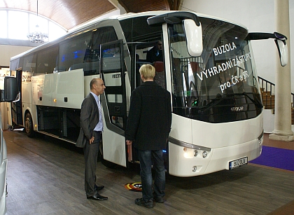 CZECHBUS 2013:  Isuzu Novo Ultra (TURANCAR CZ) a Otokar Vectio T (Buzola)