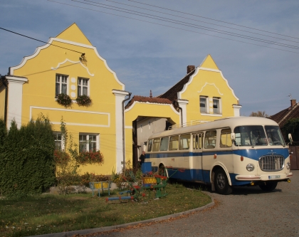 Škoda 706 RTO z Bdeněvsi na podzimních záběrech