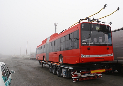 Trolejbus  Škoda 27 Tr Solaris pro České Budějovice  v Plzni na Bručné